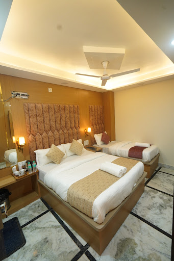 Gallery image 12