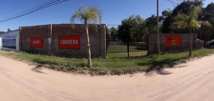 Cabañas y Guardería Náutica Arroyo Leyes