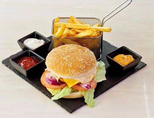 Photo 3 - Le Gourmet Burger