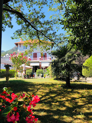 Photo de Villa Victoria