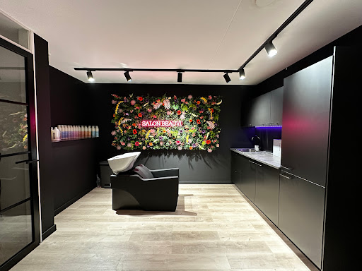 SALON BEAUVI