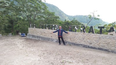 Photos of Efrata Waterfall