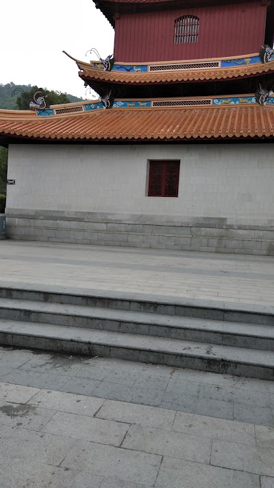 Photos of Fenghuangshan Forest Park