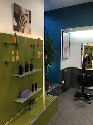 Photo n°2 de Energie Coiffure à Saint-Étienne (Salon de coiffure)