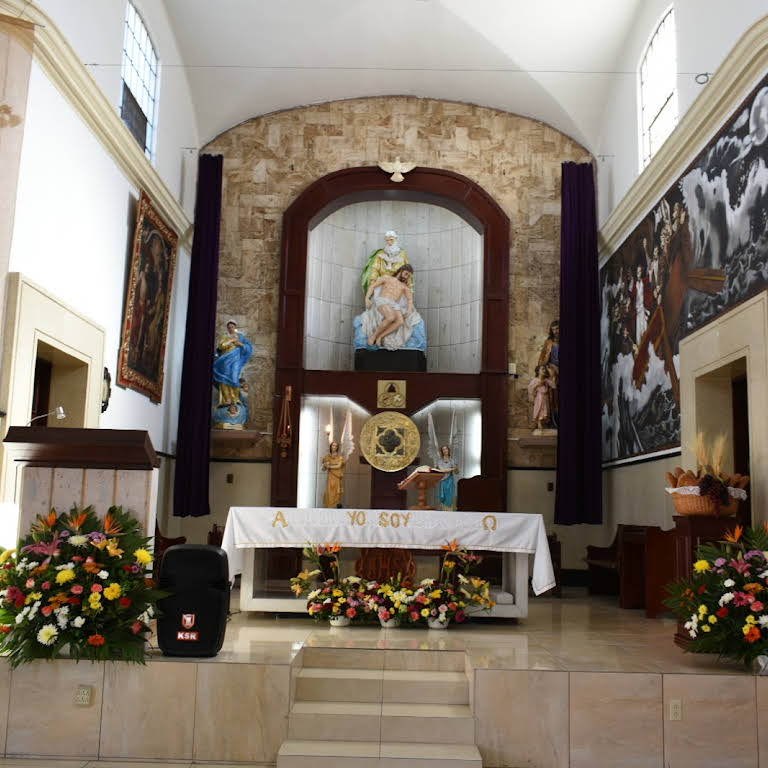 Santísima Trinidad - Iglesia Católica en Zona Centro