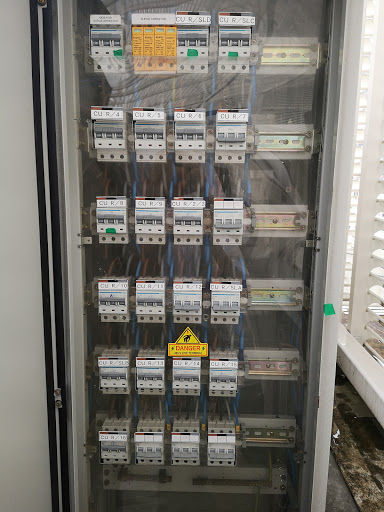 WH Electrician