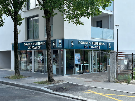 Permanence Décès 24h/24 - Mérignac - POMPES FUNÈBRES DE FRANCE Gallery - France