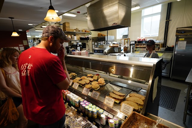 Middlebury Natural Foods Co-Op