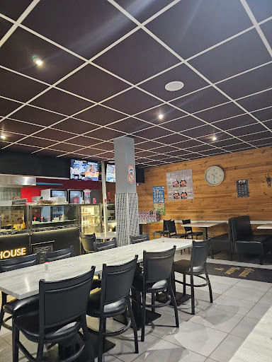 Photo 1 - Fast Burger