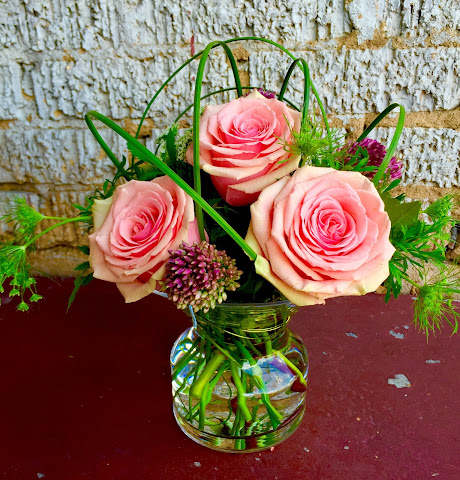 Mrs. DeHaven's Flower Shop by null