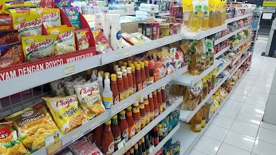 Photos of Indomaret Senggigi