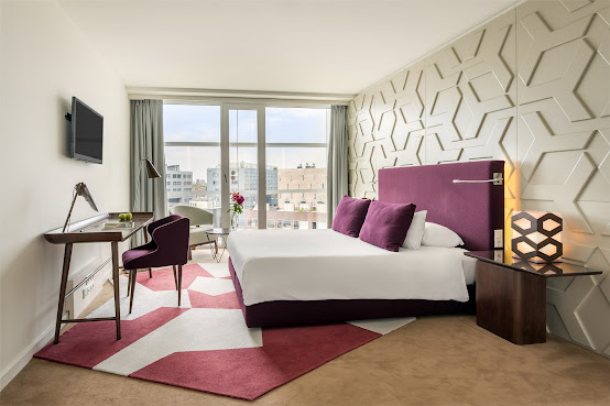 Room Mate Aitana by null