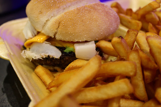 Photo 3 - Ateepeek burger