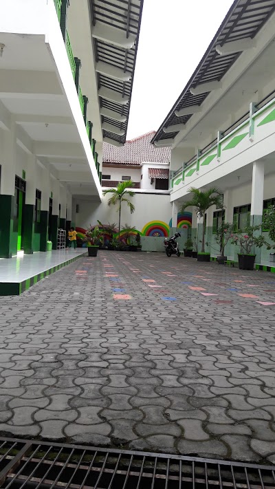Photos of Al-Islah Al-Irsyad