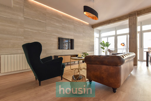 housin - Visual