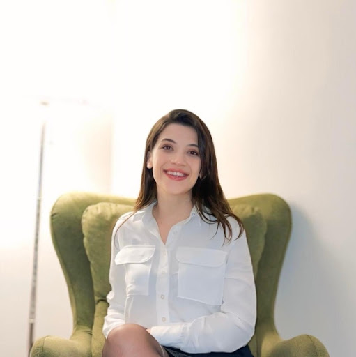 Psk. Ela Eryılmaz Uzun, Psikoloji