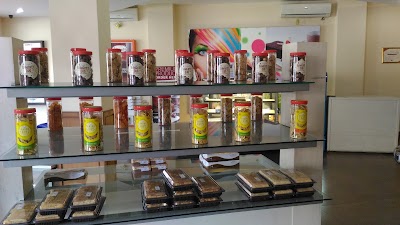 Photos of Amanda Brownies Cikawao