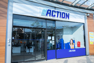 Photo n°15 de LE CARRÉ DES BLANCHISSERIES à Voiron (Centre commercial)