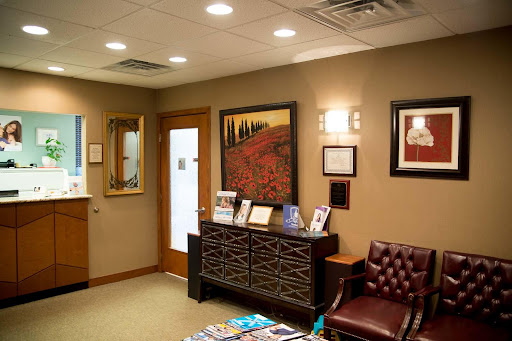 Naperville Family Dentists - Nicholas P. Primiano, DDS, Diane M. Mach, DDS - Thumbnail