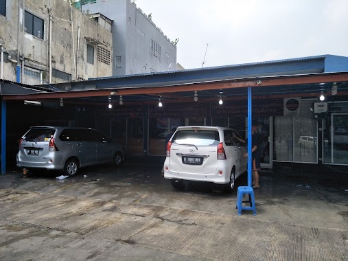 Drive In Carwash And Autodetailing, Author: Hizkia Febrian