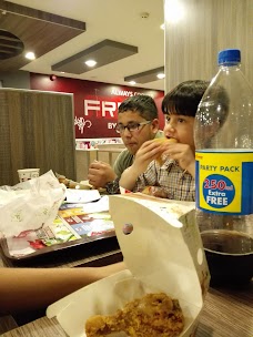 KFC rawalpindi Zarkoon Plaza