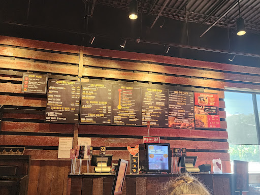 Joella's Hot Chicken - Crescent Springs - Thumbnail