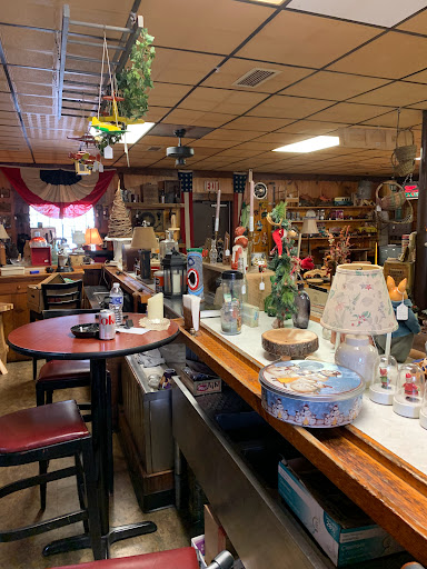 Dietz Charming Mix Antiques & Wood Crafts