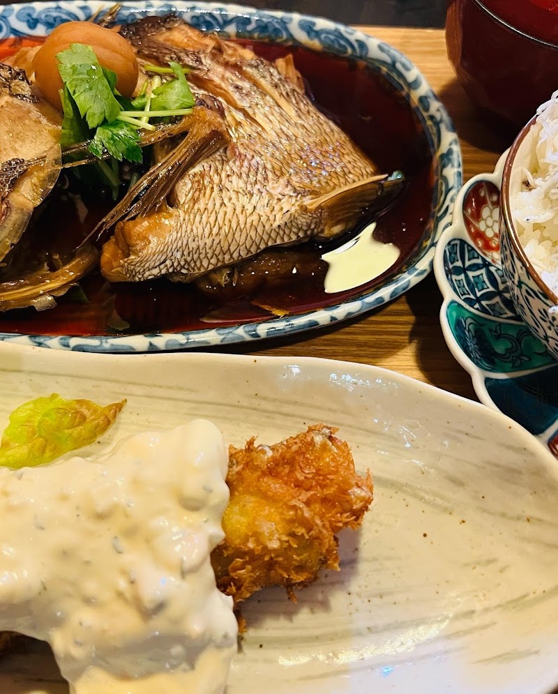 馬刺しと地鶏とマグロ 梅屋