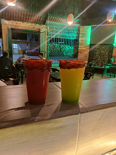 MalaSanta_Bar - Visual