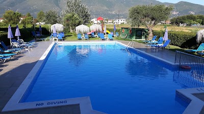 Photos of Grapevines Hotel