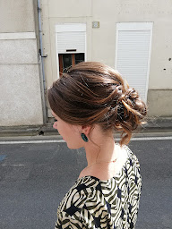 Photo n°4 de Le Salon De Cécile à Ballan-Miré (Salon de coiffure)