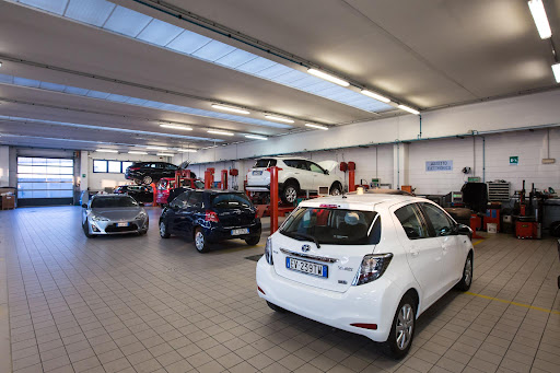 Officina Toyota, Toyota Professional, Hyundai | Gruppo Autotorino SpA - Thumbnail
