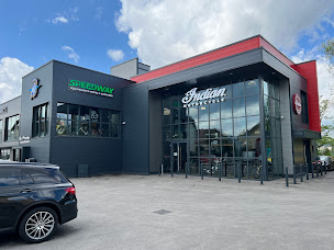 Photo n°2 de SPEEDWAY ANNECY à Annecy (Magasin de pièces et d'accessoires pour motos)