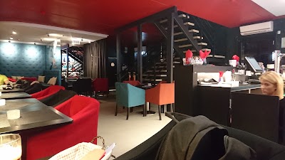 Photos of HI:U Lounge