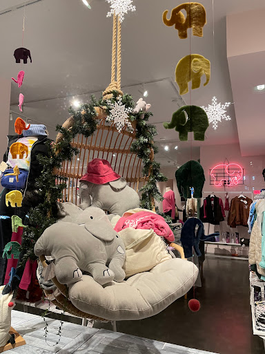 Downtown Mystic Shops - Thumbnail
