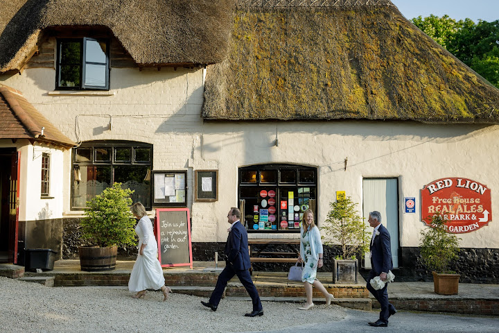 Red Lion at East Chisenbury by null