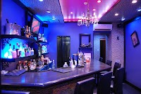 バー・ アルファージール・青いバー