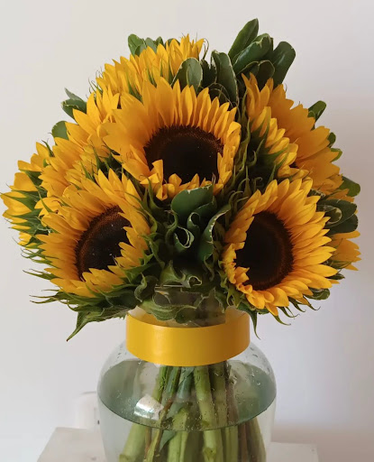 Olgas Fresh Flowers & Gifts - Thumbnail