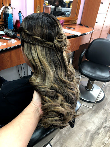 Johana’s Hair Salon Gallery - United States
