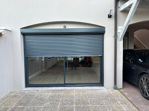 Photo n°9 de Tout-Travaux.fr : Installation de fenêtres et rénovation à Cannes à Cannes (Fournisseur de fenêtres en PVC)