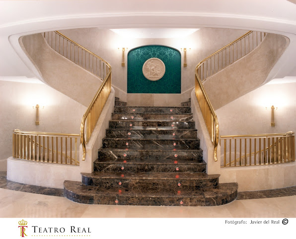 Teatro Real by null