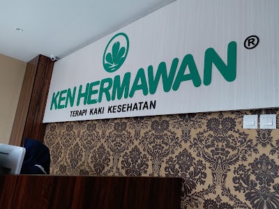 Photos of Ken Hermawan Luminor Hotel