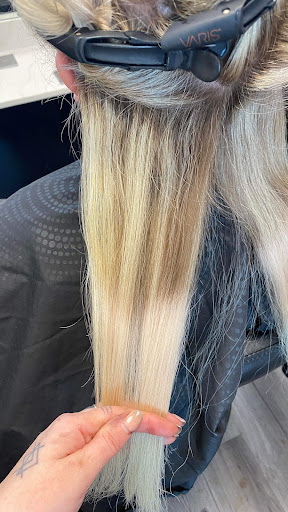 Sisters Salon - Thumbnail