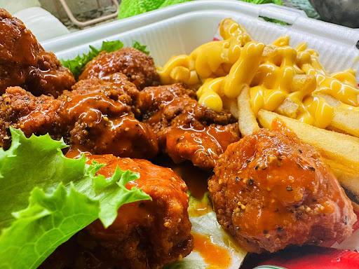 Tortas Del Barrio - Thumbnail