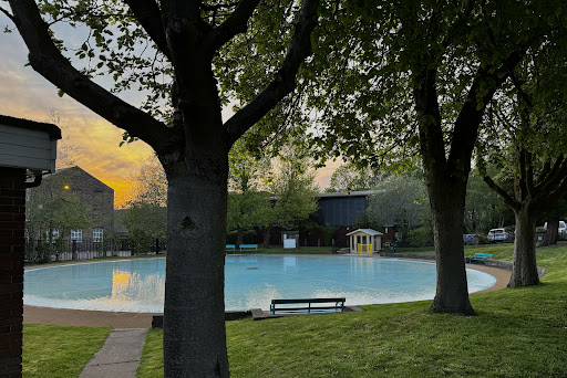Congleton Paddling Pool - Visual