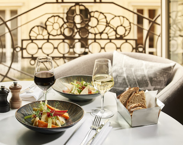 Sofitel Paris Arc de Triomphe by null