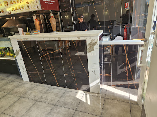 Photo 6 - Burger shop