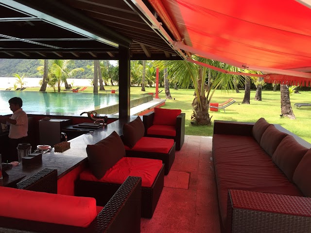 Shambhala Beach Bar