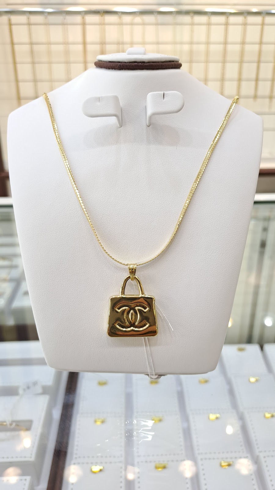 AR Jewellery Abu Dhabi - صورة 3