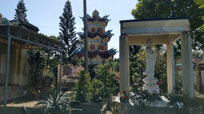 Chùa Long Phú